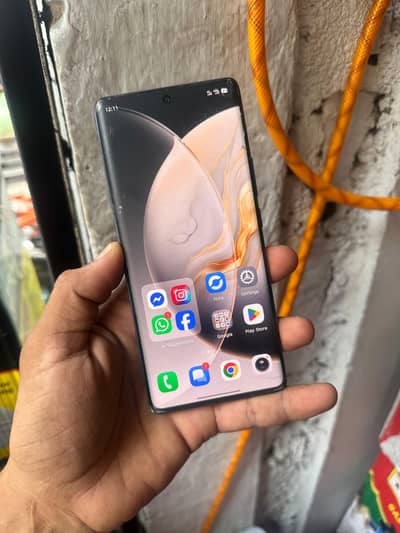 camon 30s with box