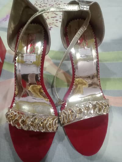 bridal Golden Ladies Sandals Size 36 - Only Used Once