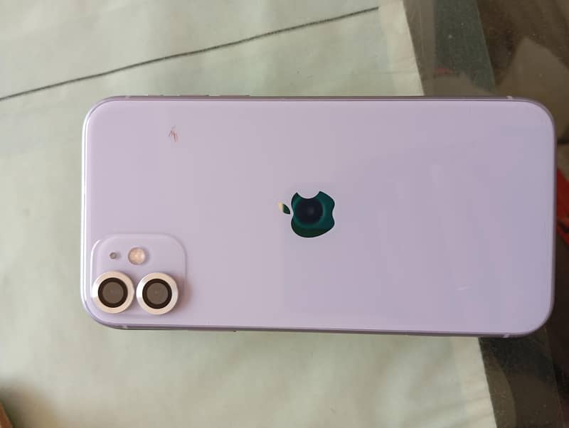 Apple iPhone 11 8