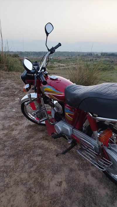 Yamaha Royal YB100