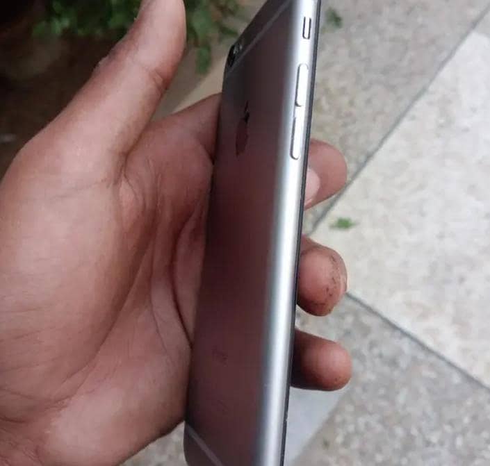 Apple iPhone 6S Plus 3