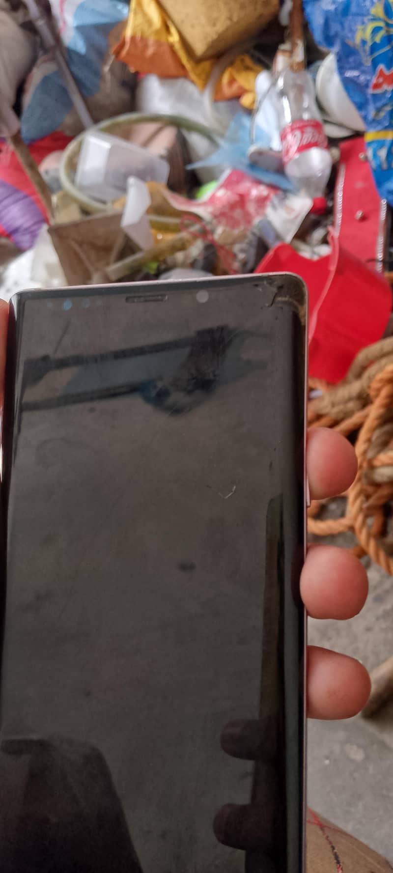 Samsung Mobile Note 9 1