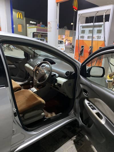 Toyota Belta 2011