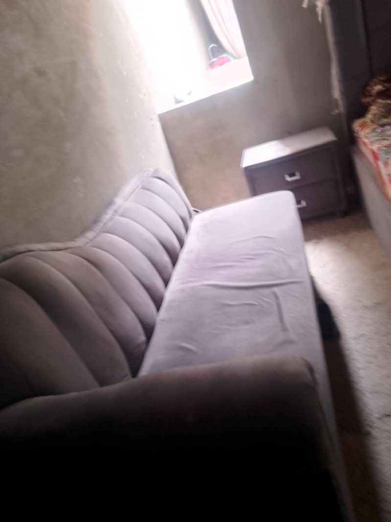 bed+side tables+dressing+dewan 2