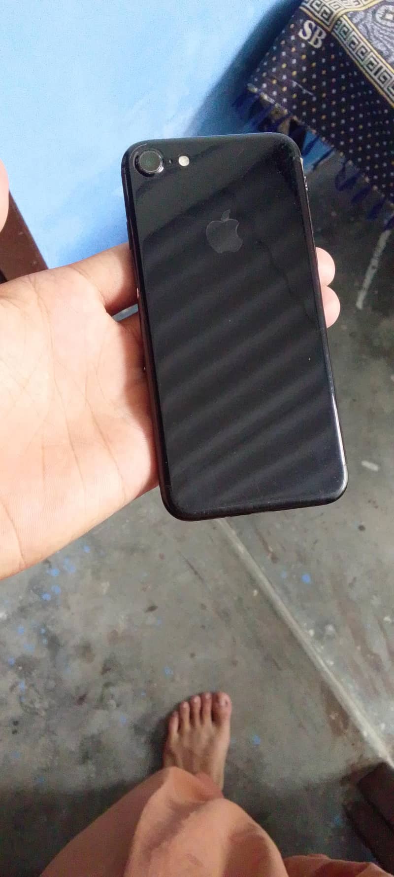 Apple iPhone 7 0