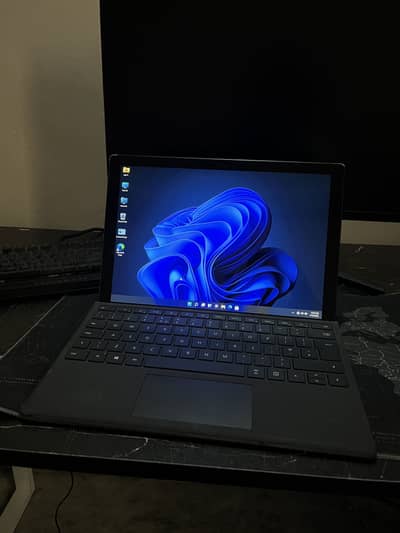 Microsoft Surface PRO 7+ || i7 11th 16/512 2k+ Display