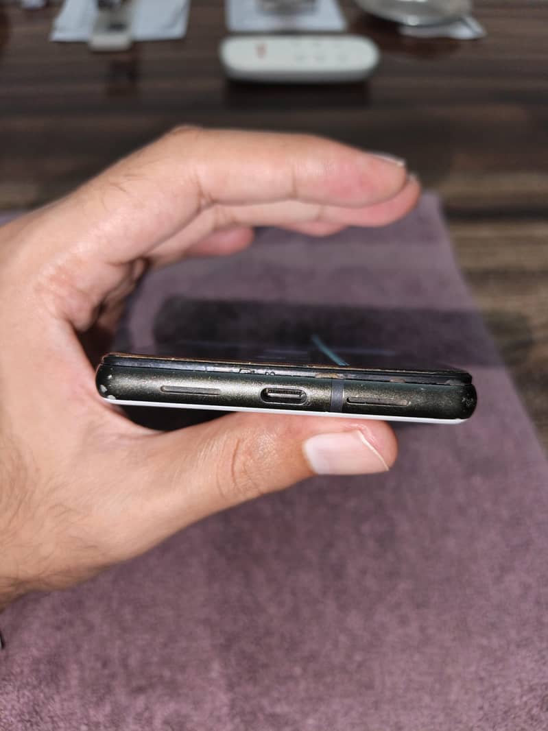 Google Pixel 6 5
