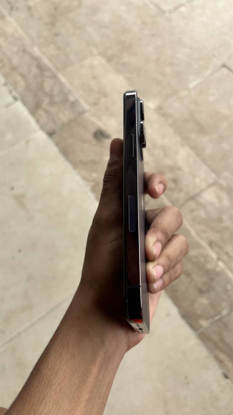Apple iPhone 14 Pro Max 5