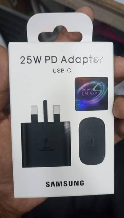 Samsung 25 w USB C super fast charger adapter (Ep-TA800) new box pack