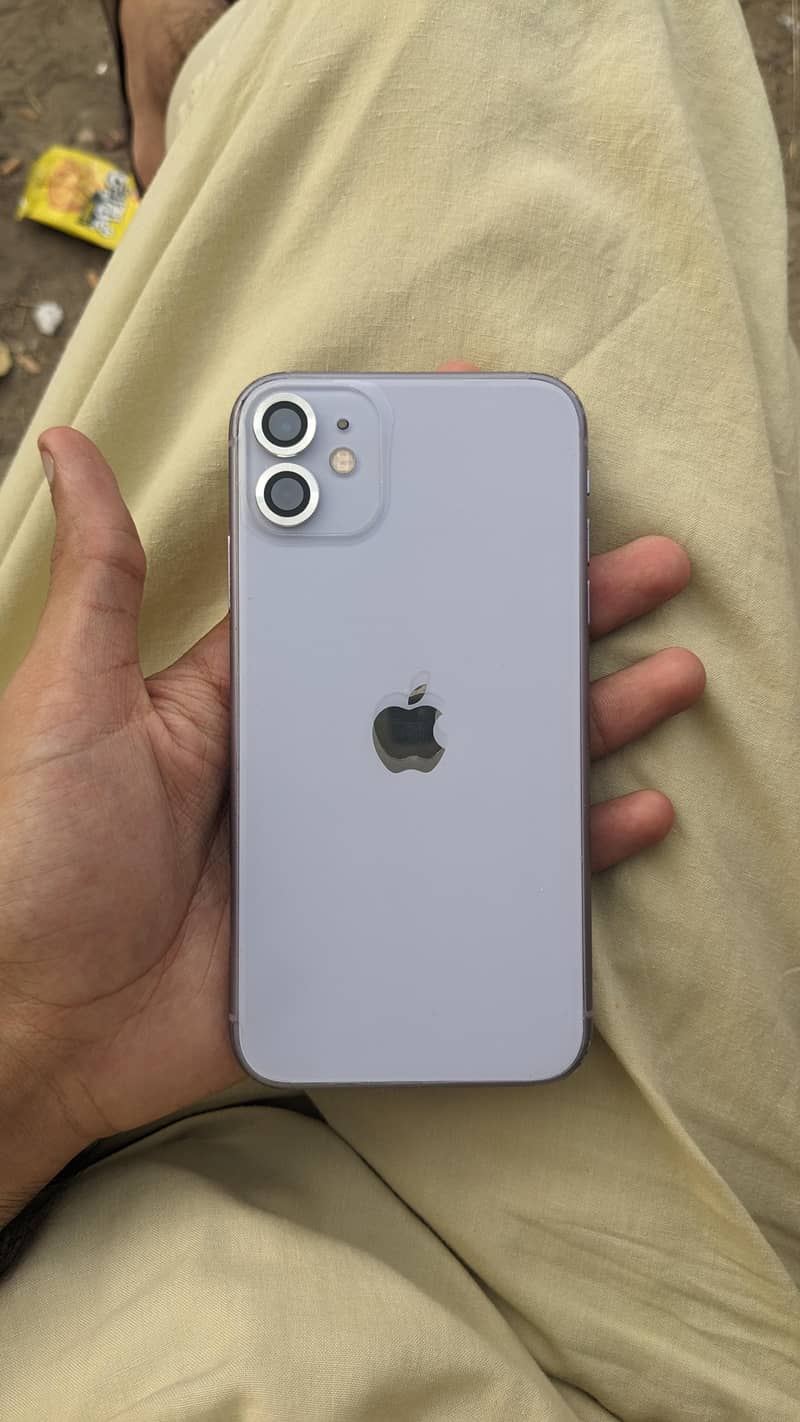 Apple iPhone 11 0