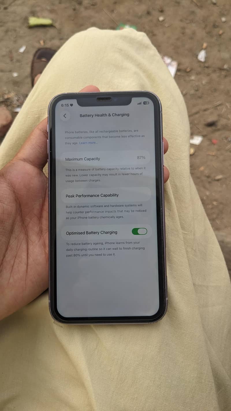 Apple iPhone 11 8