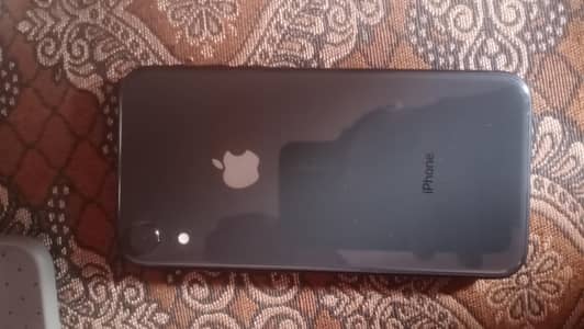 Apple iPhone XR
