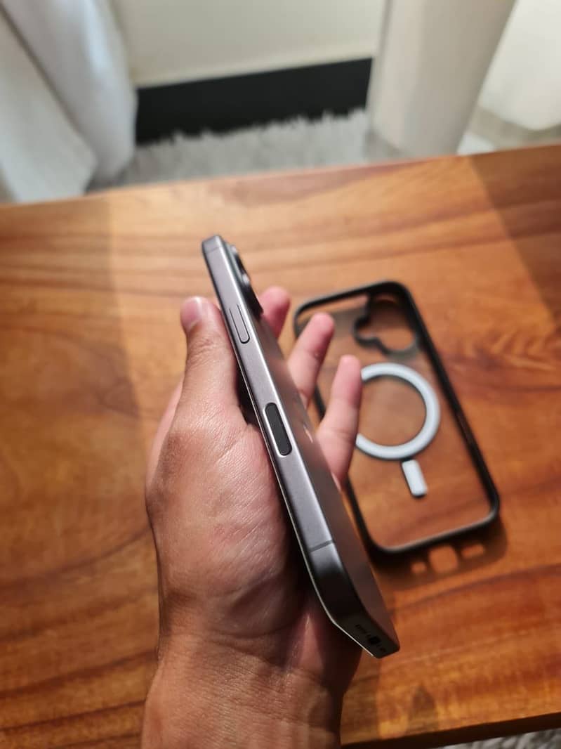 iPhone 17 9