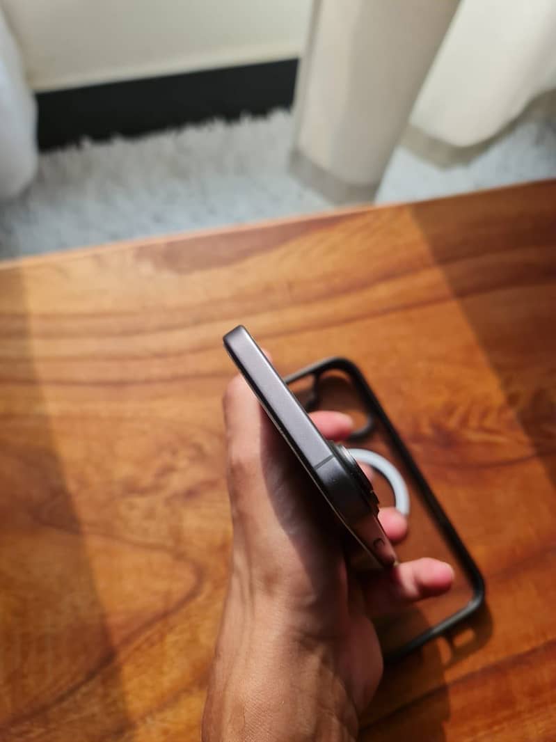 iPhone 17 14
