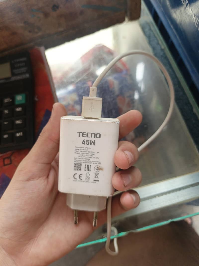 Tecno CAMON 40 3