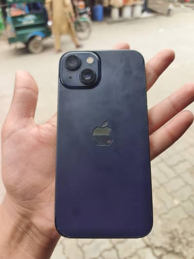 Apple iPhone 13