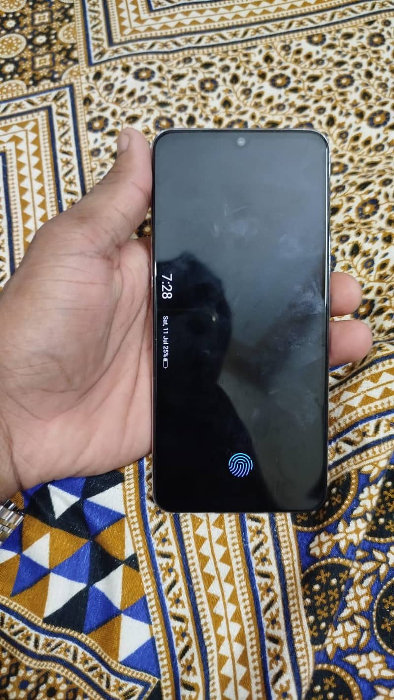 Vivo V21 1