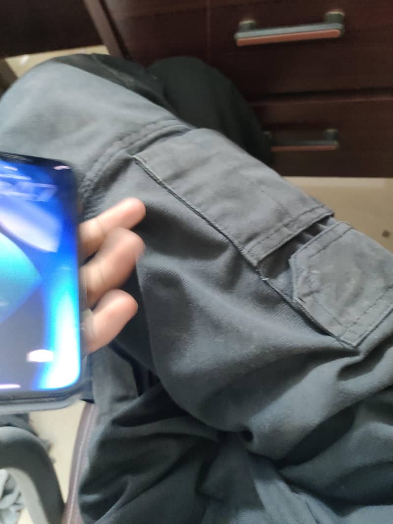 Apple iPhone 11 4