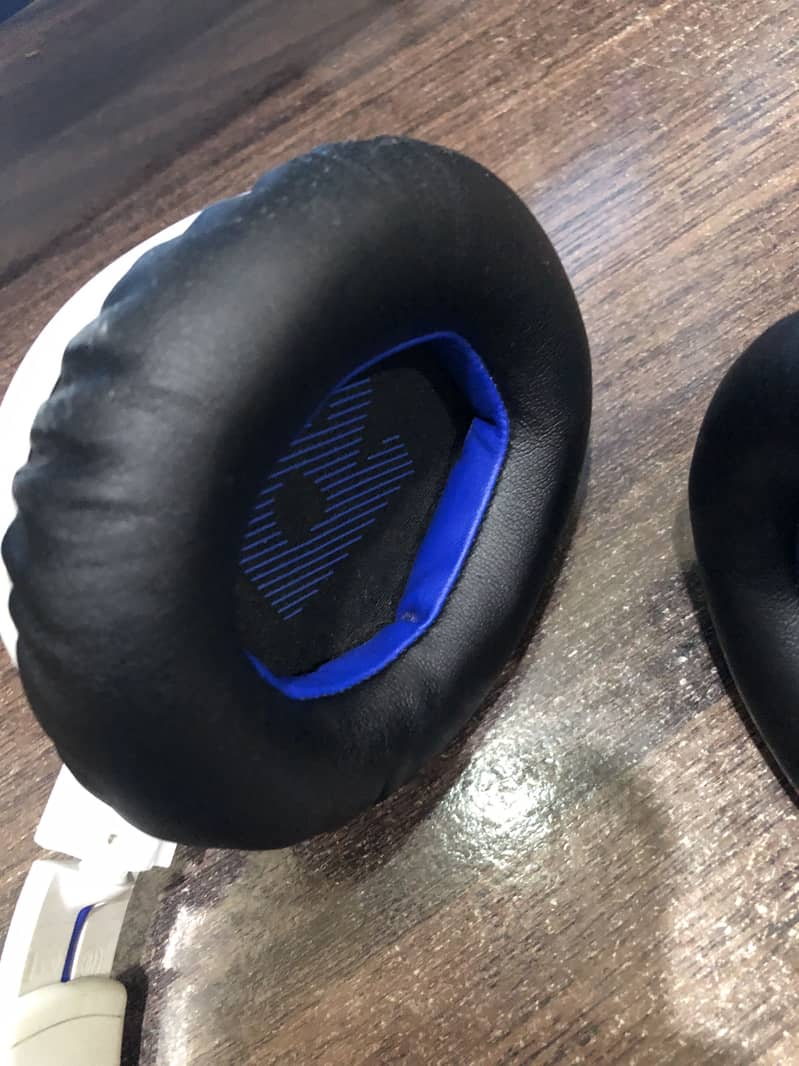 JBL Quantum 360P wireless 2