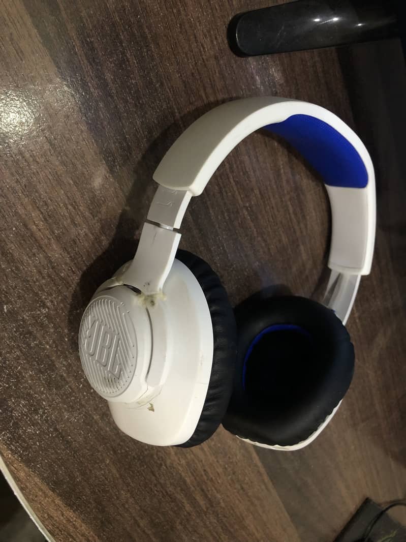 JBL Quantum 360P wireless 4