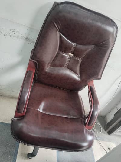 Chairs sale for Urgent Base 10/10 condition