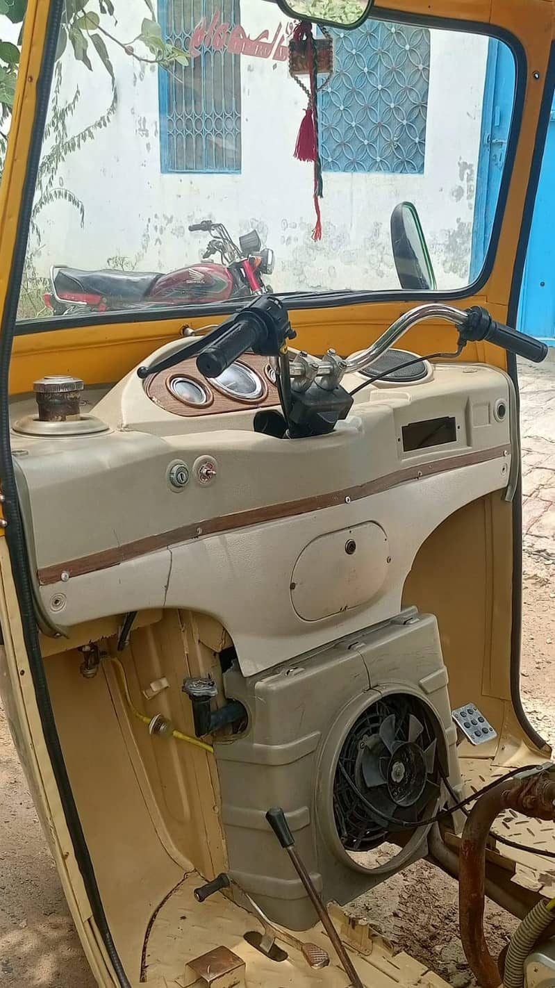 loader rikshow 8