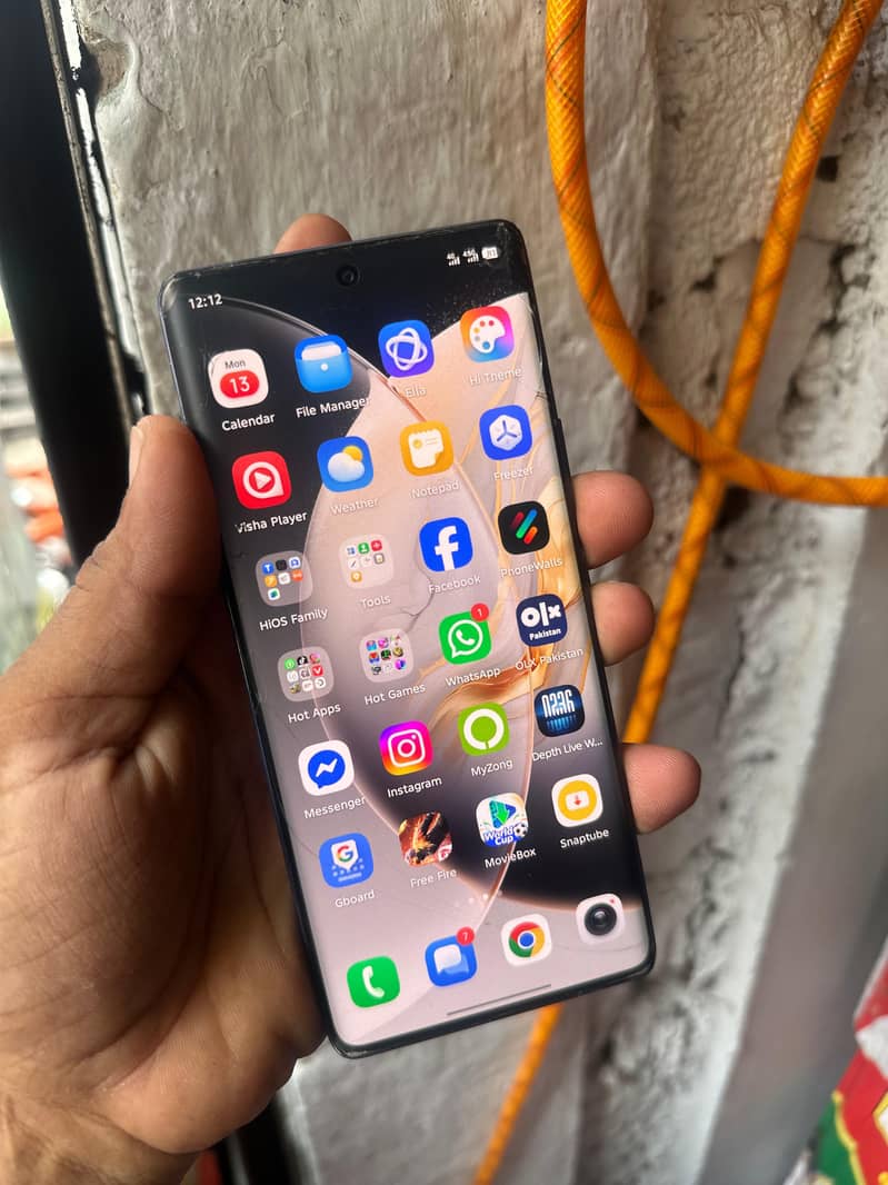 Tecno CAMON 30S 0