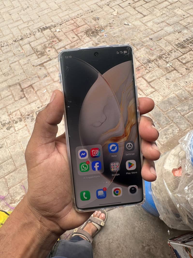 Tecno CAMON 30S 10