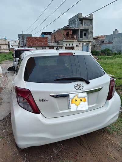 Toyota Vitz 2012