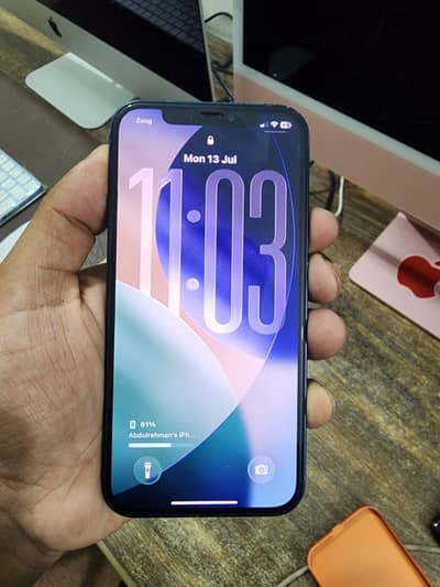 Apple iPhone 12