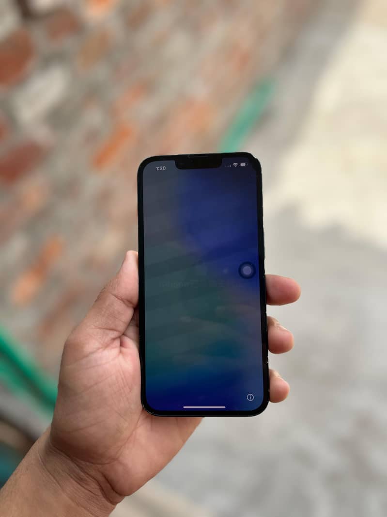 Apple iPhone 13 3