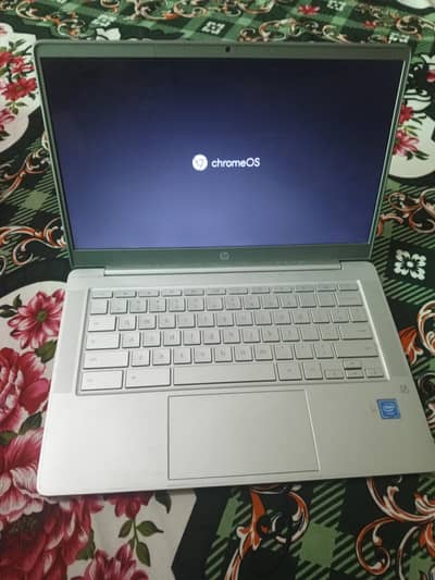 hp Chromebook slim touch screen