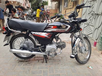 Honda CD 70 2025