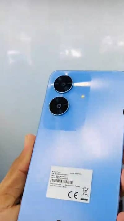 Realme Note 60