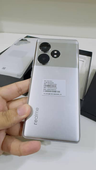 Realme gt 6 neo se