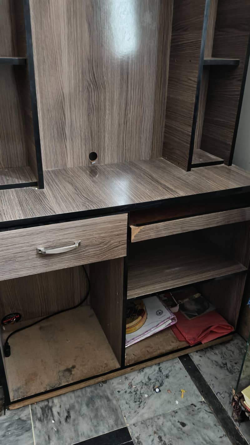 Computer Table 1
