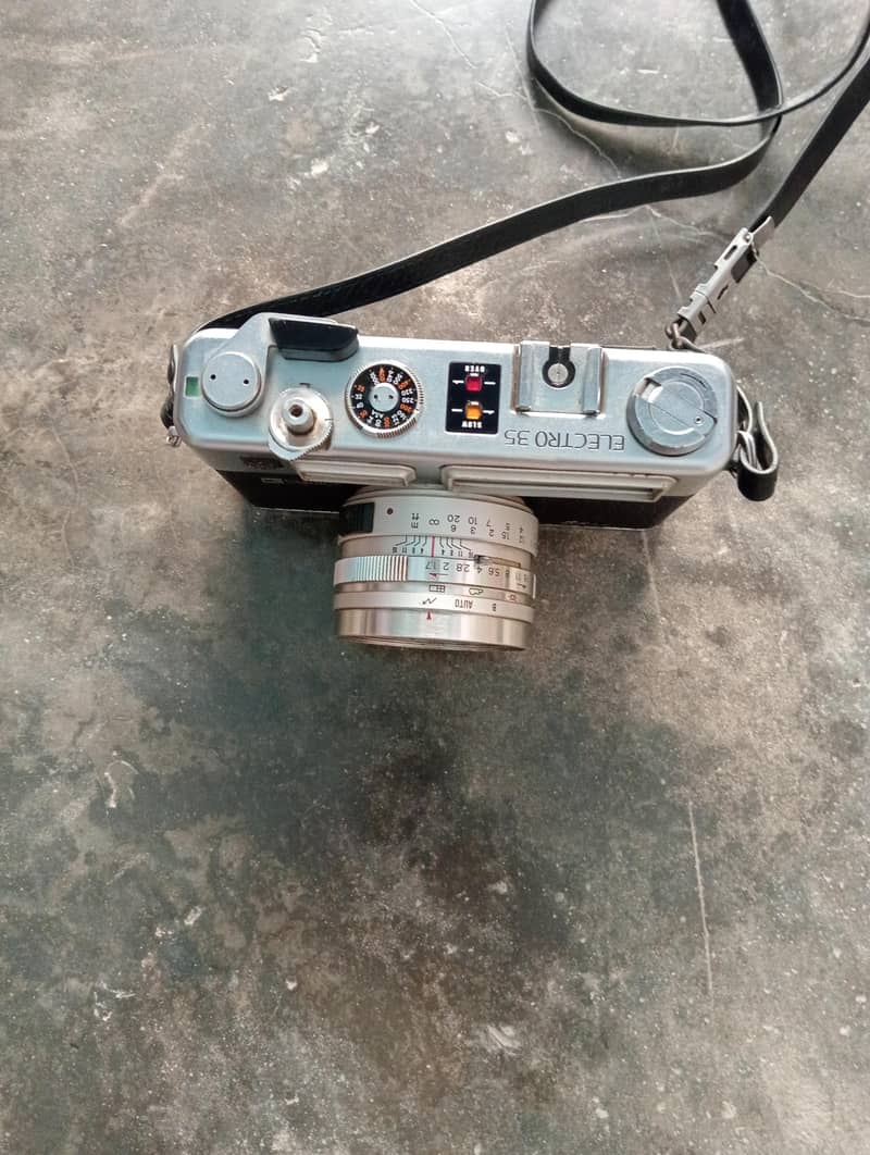 YASHICA CAMERA 2