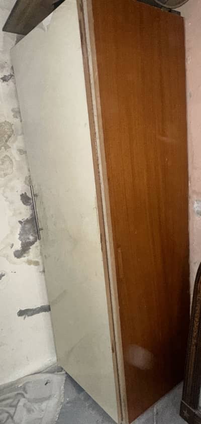 Single clothe wardrobe