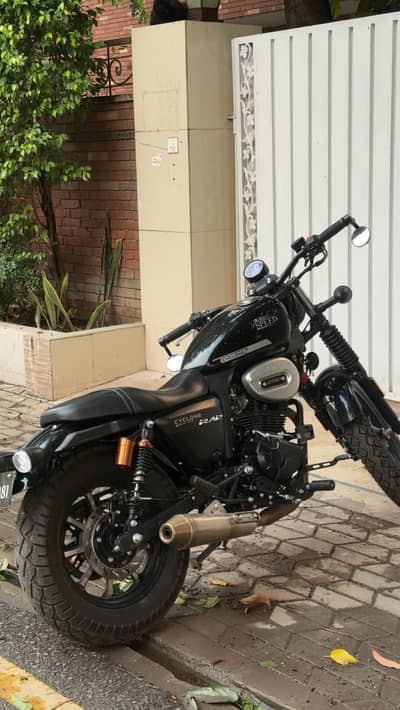 Hi-Speed Cyclone 250cc | 2025 Model | 4,600 km Driven | Total Genuine