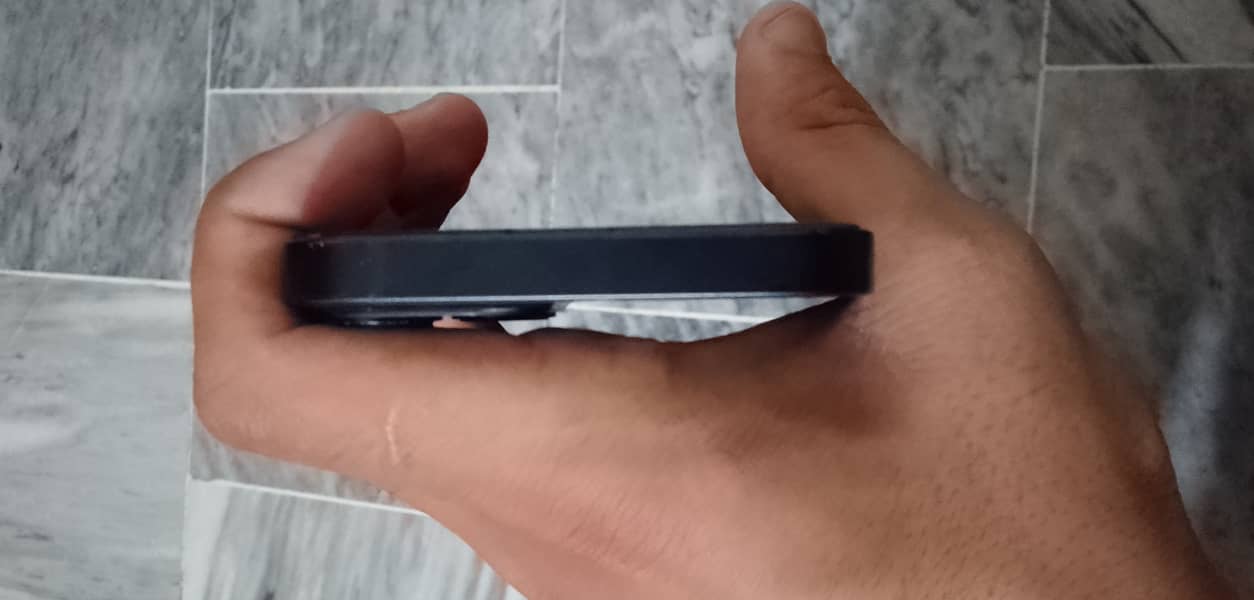 Iphone 13 2
