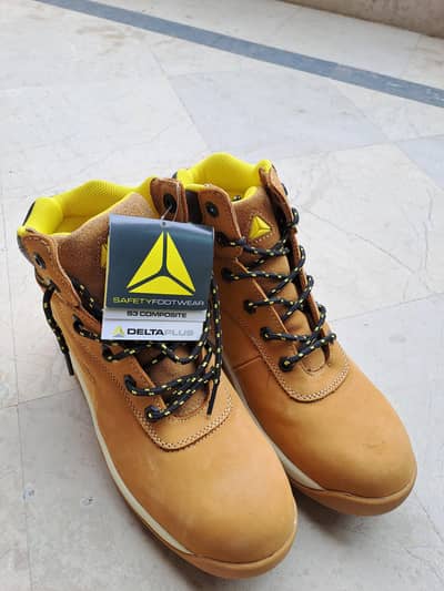Branded Industrial Safety Shoes
