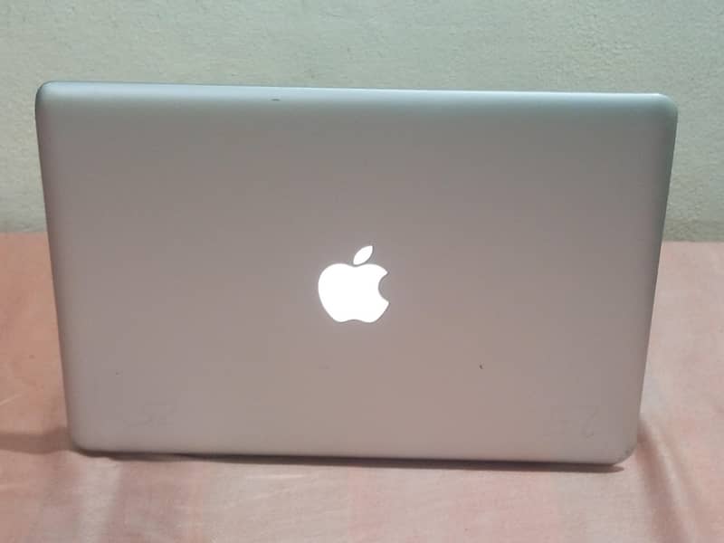 Apple Mac book pro 2