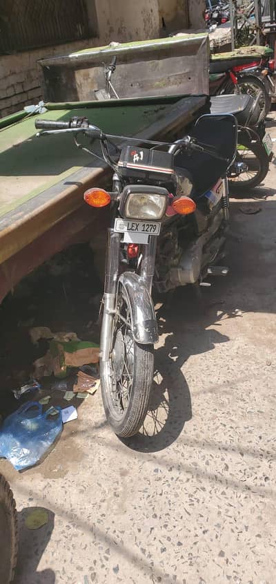 Honda 125 for sale all condition ok geniun condition