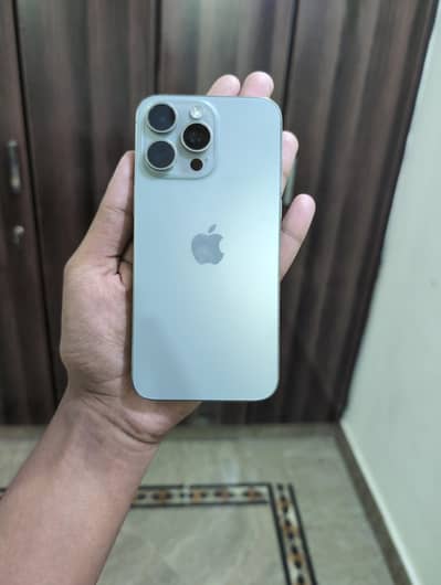 Apple iPhone 15 Pro Max