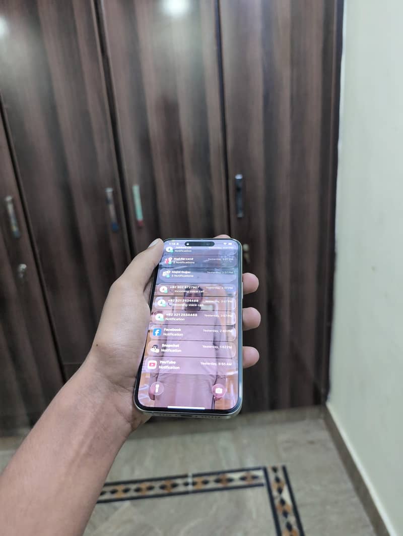 Apple iPhone 15 Pro Max 5