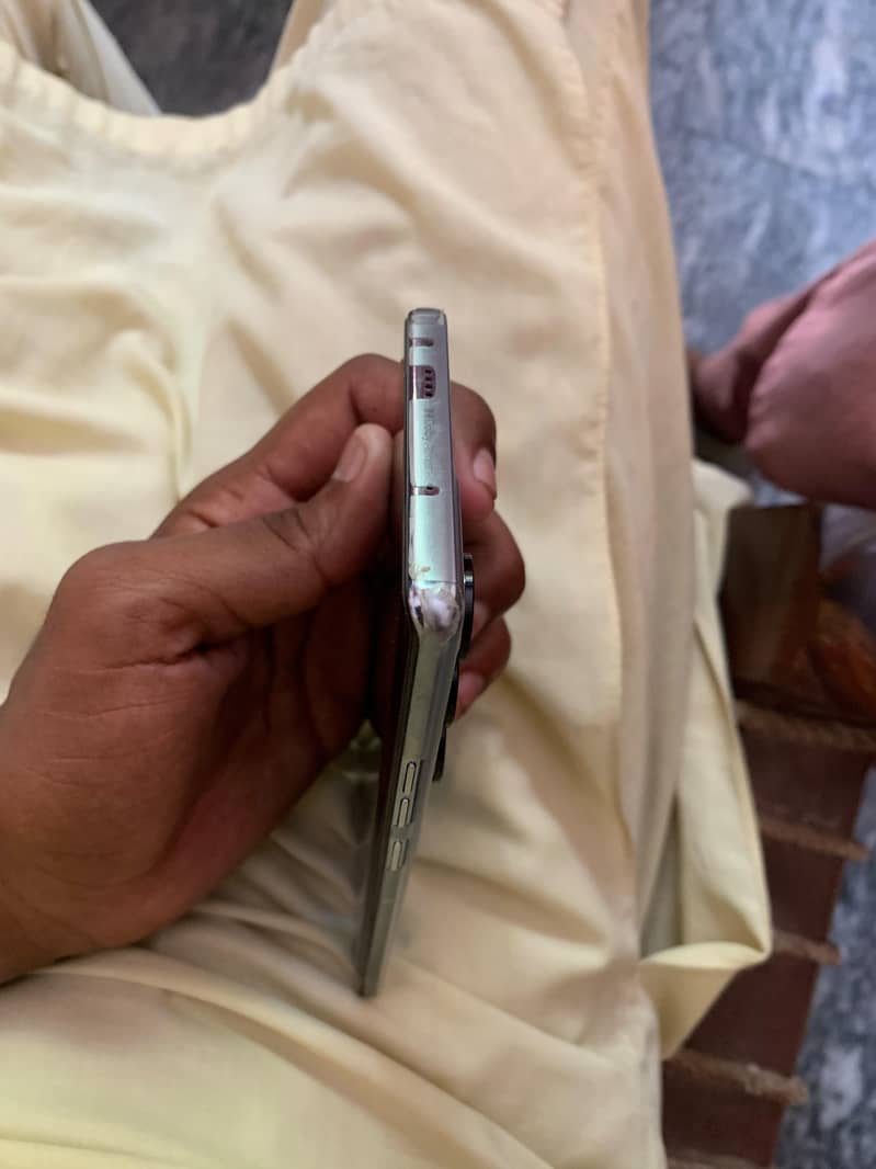 Tecno CAMON 40 Pro 2