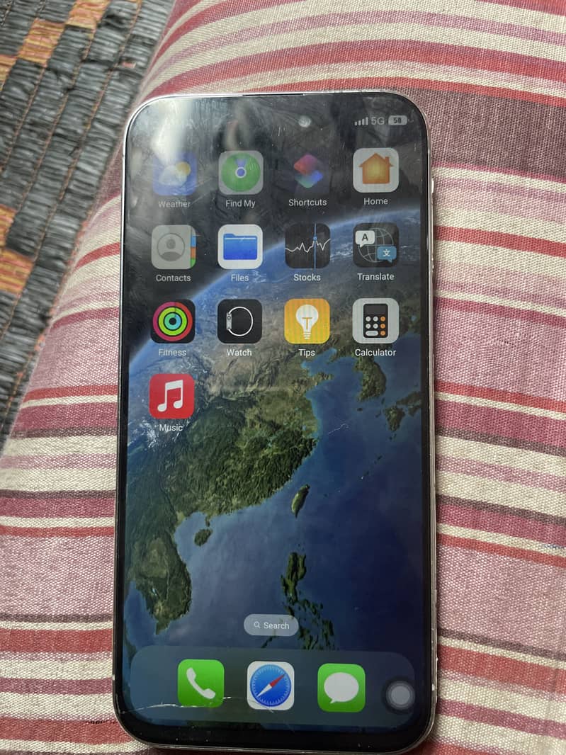 Apple iPhone 15 Pro Max 6