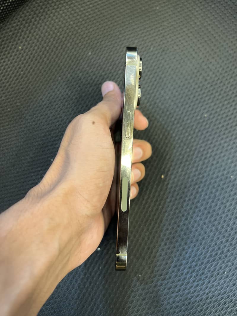 Iphone 14 PM 1