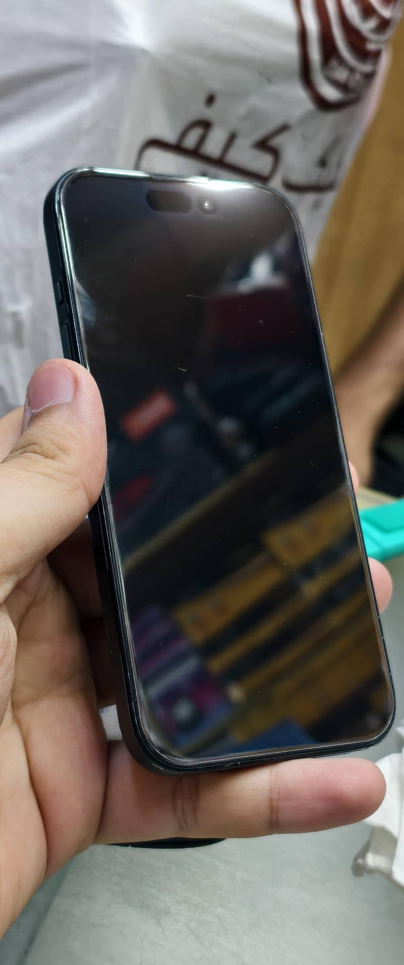 Apple iPhone 15 4