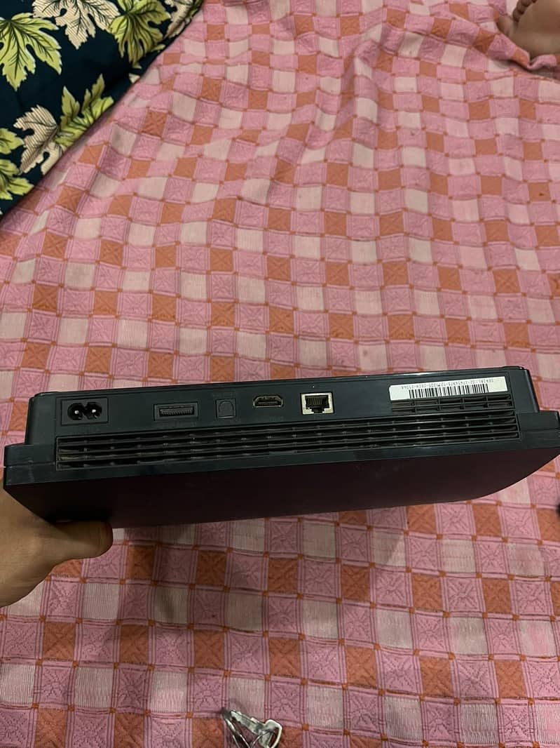 PS3 with 2 controller 2